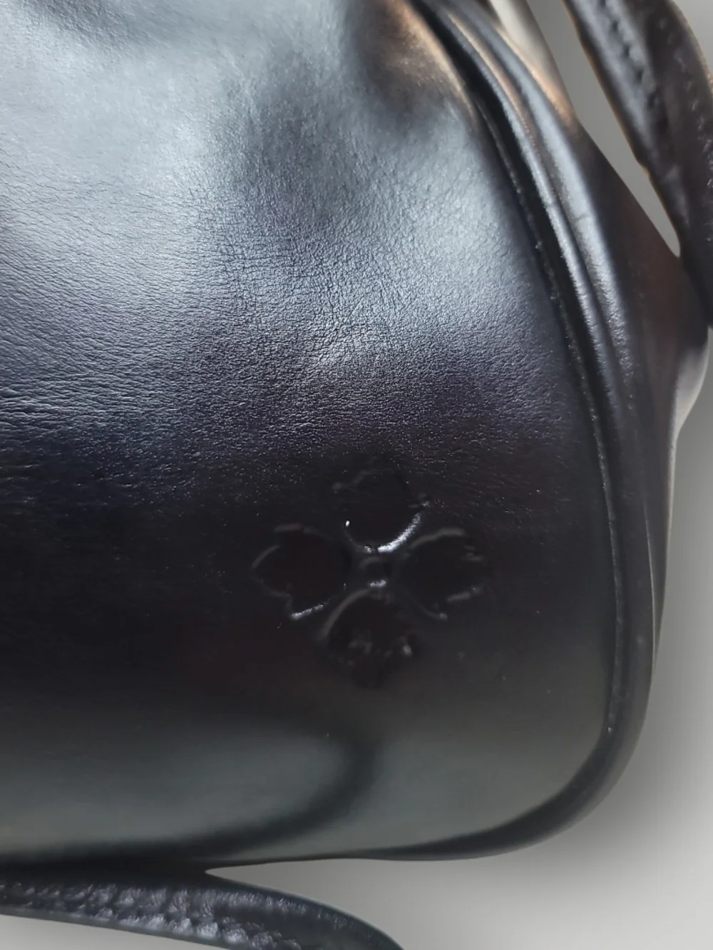 Patricia Nash Portafina Frame Black Leather Kisslock Crossbody Bag EUC